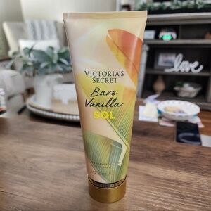 Victoria's Secret | Bare Vanilla SOL Fragrance Lotion